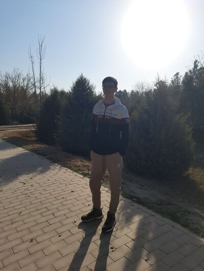  -,   Ҹ, 19 ,   ,   
