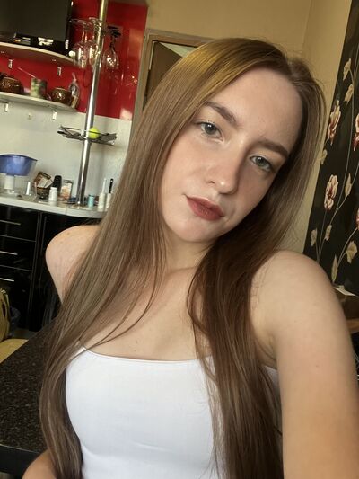  ,   Karina, 21 ,     , c 