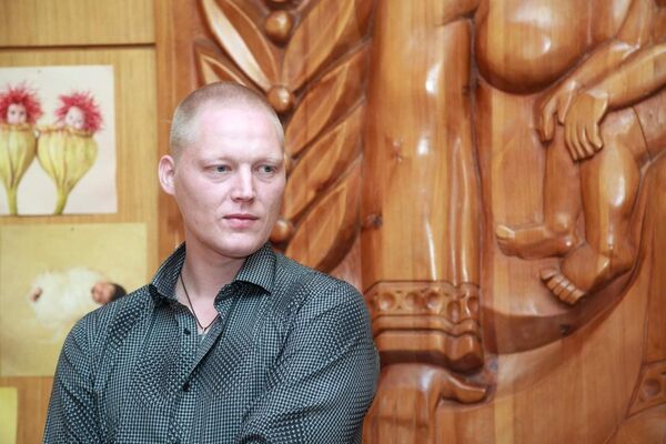  ,   Saimon, 34 ,   ,   , c 