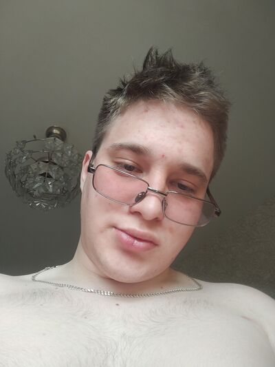  -,   Anton, 21 ,   ,   , c , 