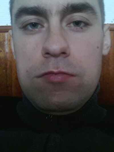  ,   Sasha, 34 ,   