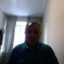  12104592  Zakir, 64 ,    
