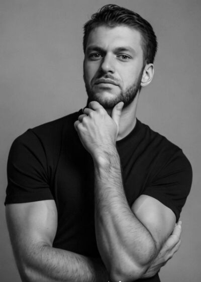  ,   Vladyslav, 32 ,   ,   , c 
