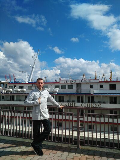  ,   Sergiy, 49 ,   ,   , c 