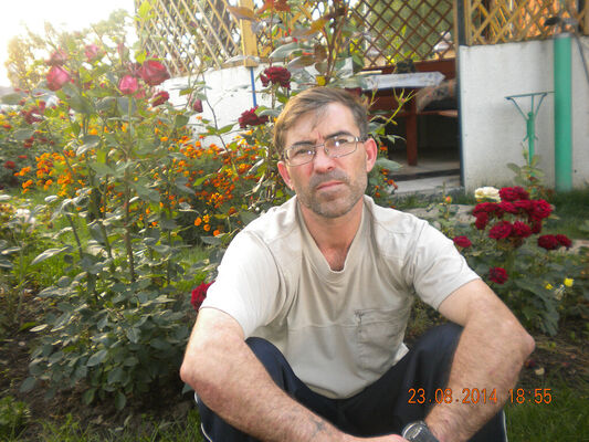  ,   Bob, 51 ,   ,   