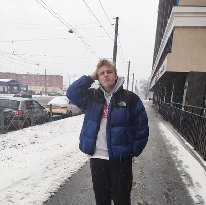  -,   Artem, 22 ,   ,   , c , 