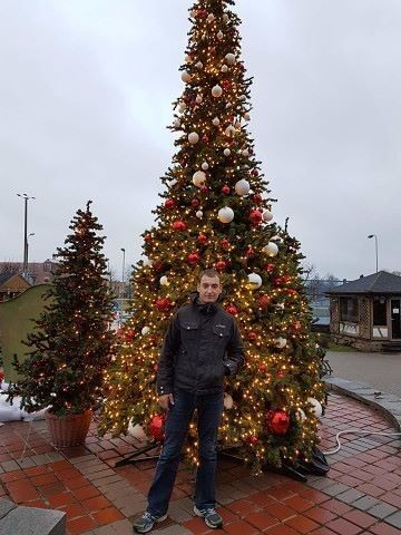  ,   Ruslan, 35 ,   ,   , c 