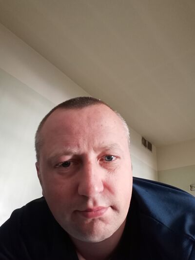  ,   Max, 46 ,   ,   