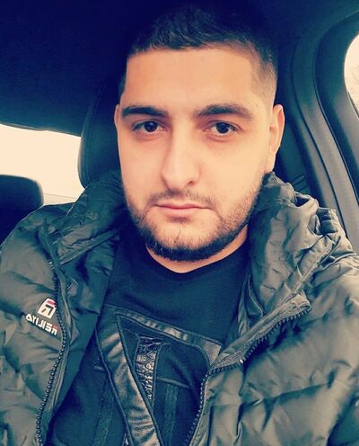  ,   Tiko, 32 ,   ,   