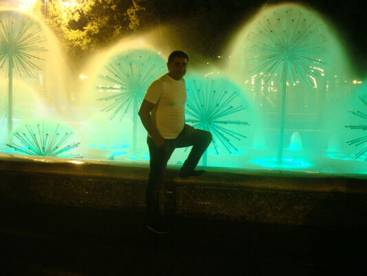  ,   Elshad, 39 ,   ,   , c 