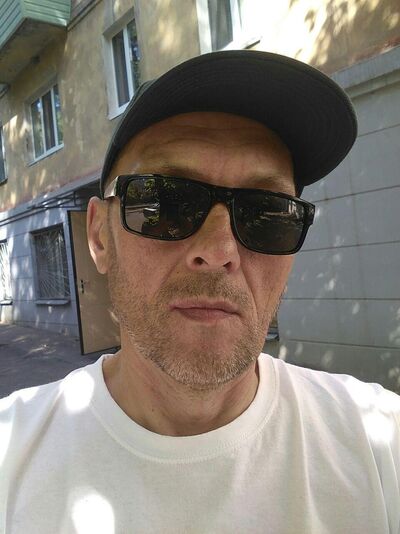  ,   Valery, 61 ,   
