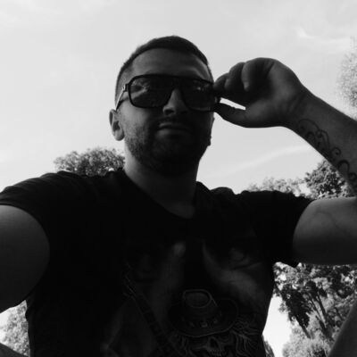  -,   Marian, 28 ,   ,   , c 