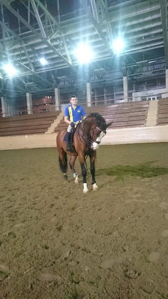  ,   Viktor, 40 ,   ,   , c 