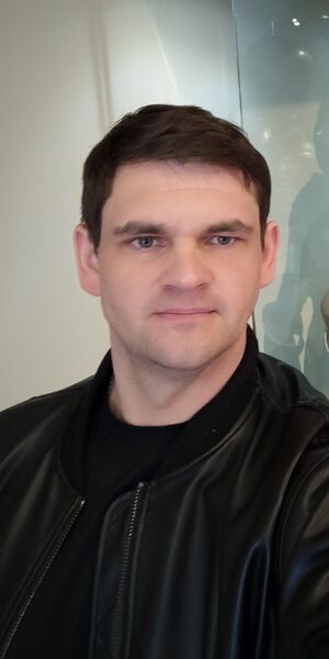  ,   OLEKSII, 32 ,   ,   