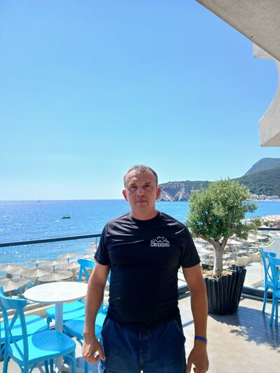  ,   Robert, 44 ,   ,   