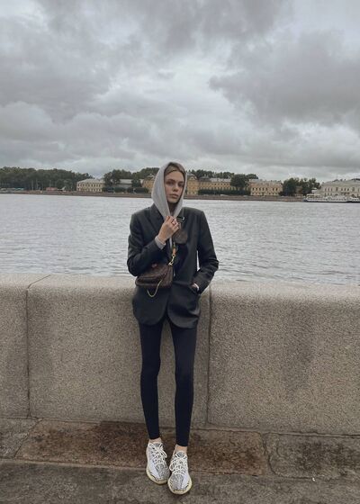  ,   , 28 ,   c 