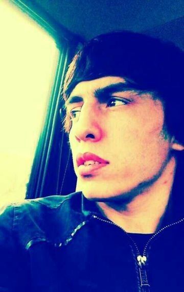  8676892  Sobir, 33 ,    