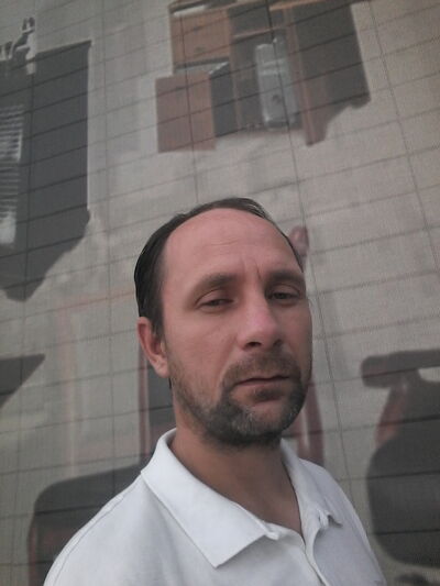  -,   Tim a, 50 ,   