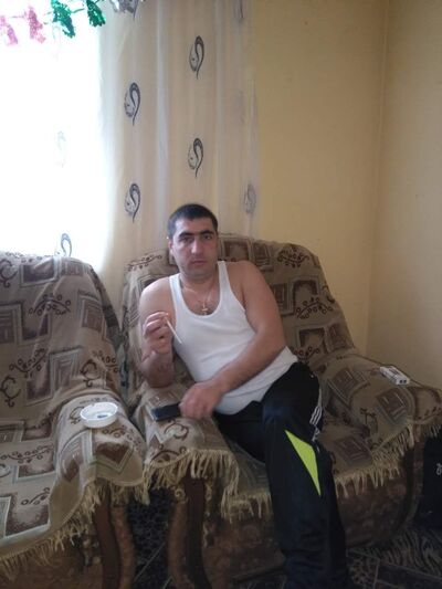  ,   Garik, 37 ,   ,   , c 