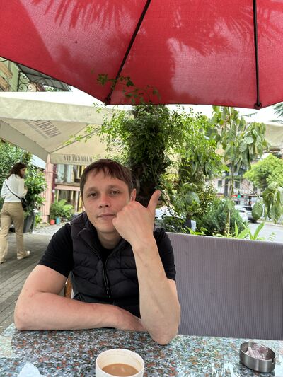  Malaga,   , 37 ,   ,   