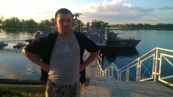  ,   Dima, 43 ,   