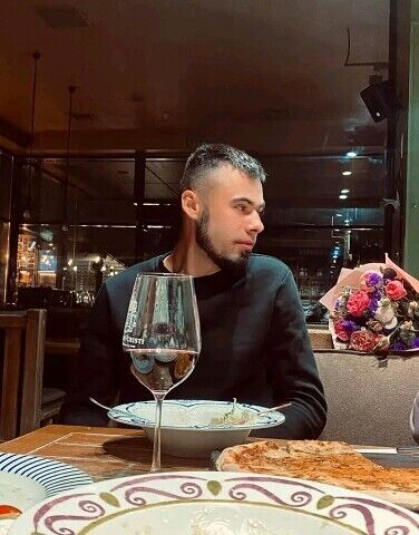  ,   Radu, 25 ,   ,   