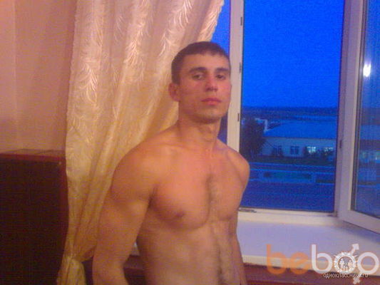  ,   Vadim, 36 ,   