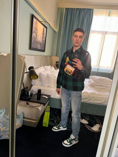  -,   Stanislav, 25 ,   ,   