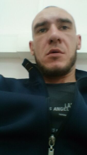  ,   Alex, 42 ,   