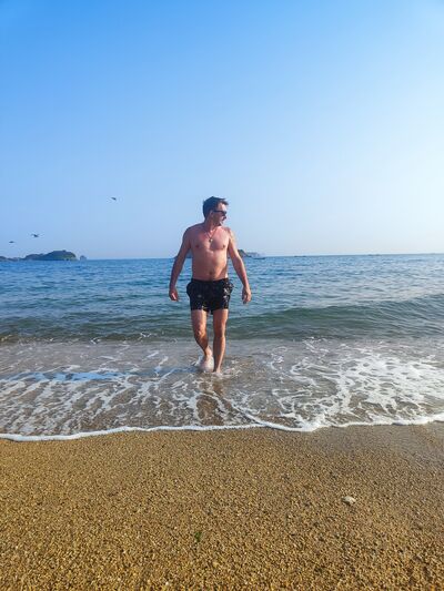  ,   Mikhail, 30 ,   ,   