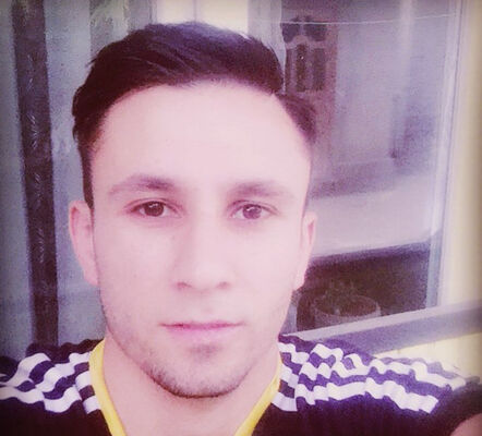  ,   Erik Kantona, 34 ,   