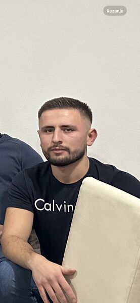  Holstein,   Miki, 27 ,   ,   