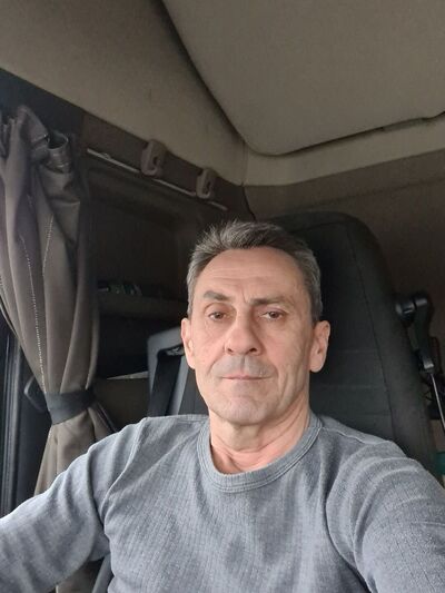  ,   Vova, 58 ,   ,   