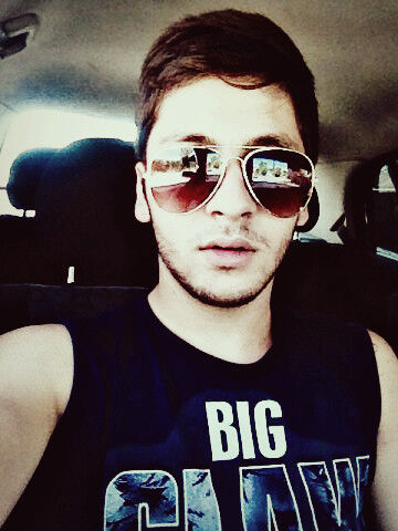  6381472  Artur, 28 ,    