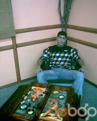  ,   L Y O V, 33 ,   