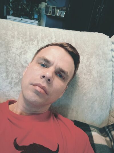  ,   Alex, 33 ,   ,   