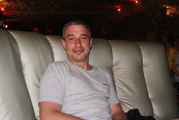  ,   Alex, 51 ,   ,   , c 