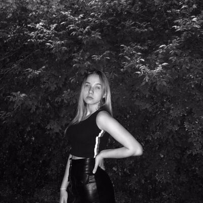  ,   Alina, 23 ,   ,   