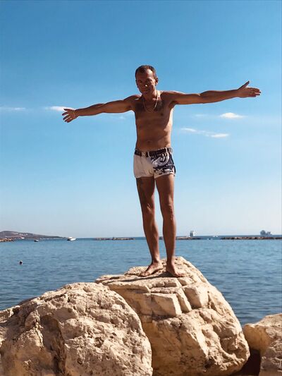  Limassol,   , 52 ,     , c 