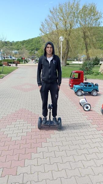  -,   , 32 ,  