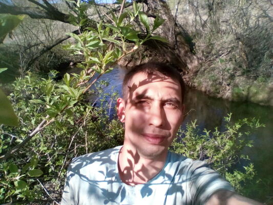  ,   Rafael, 37 ,   ,   , c 