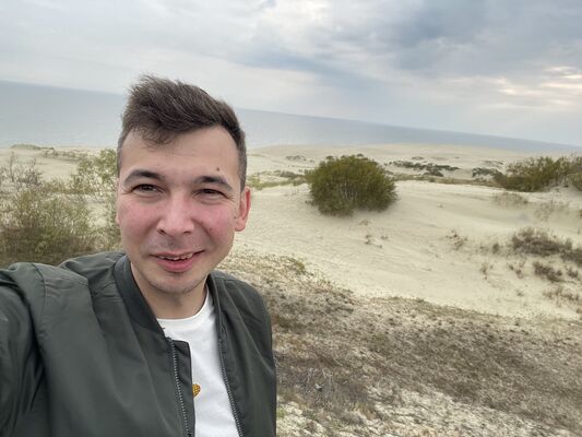  -,   , 33 ,     , c 