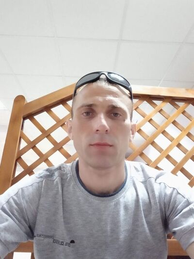  ,   Petru, 38 ,   ,   