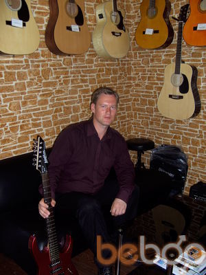  ,   Rihard, 46 ,   