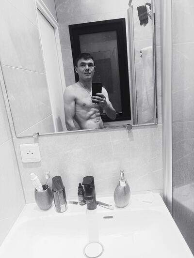  ,   Cristian, 23 ,   ,   