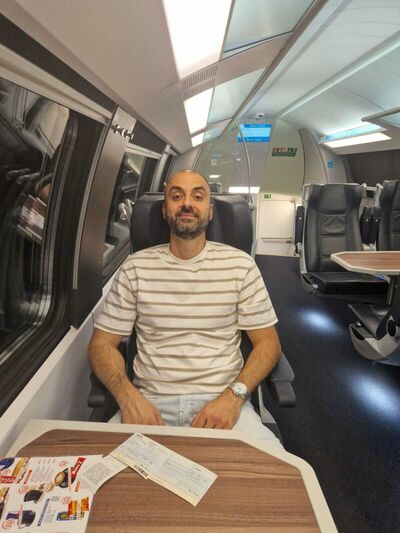  ,   Jovan, 39 ,   ,   , c , 