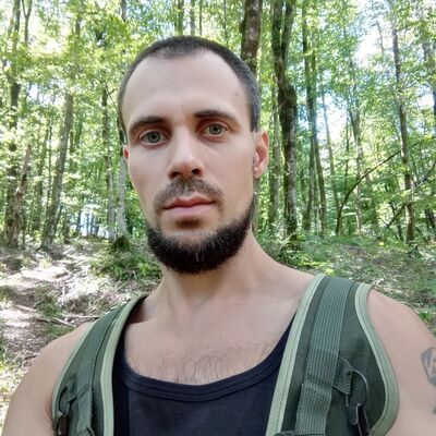  ,   Albanec, 42 ,   ,   , c , 