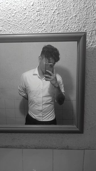  Guatemala City,   Erick, 23 ,     , c 