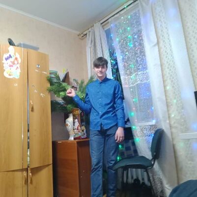  ,   Sasha, 20 ,   ,   