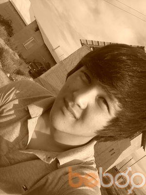  ,   Azik, 31 ,   